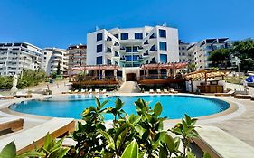 Harbour Hotel